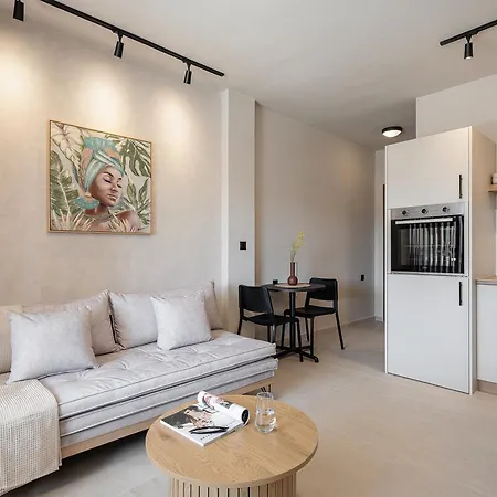 Aura Urban Living In The Heart Of Chania * Ханья